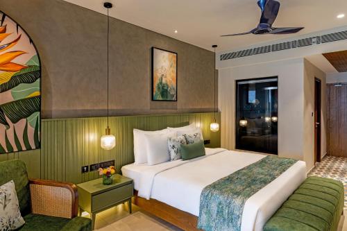 flora misty falls athirappilly