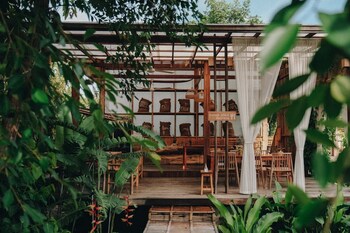 Baan Na Kang Tong,,3 star