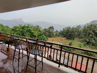 the mountain majesty cozy apartment