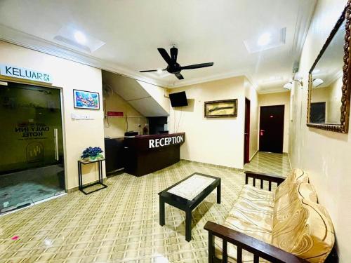 Daily Inn Hotel,,3 star