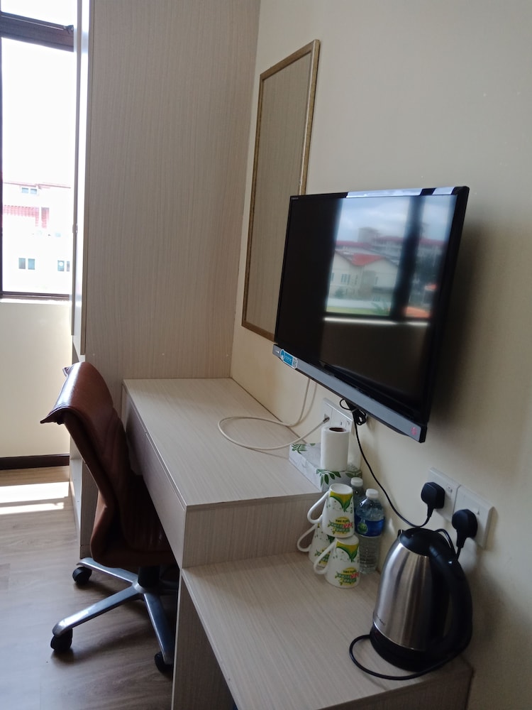 seeds hotel cheras taman bukit segar