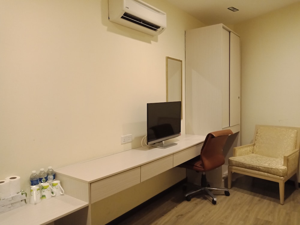 seeds hotel cheras taman bukit segar