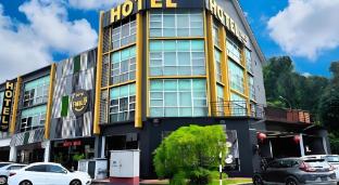 smile hotel seri kembangan