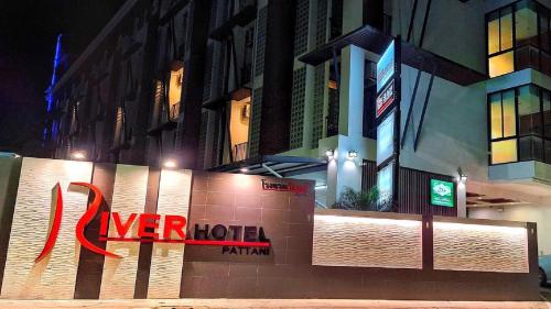 River Hotel Pattani,,2 star