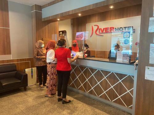 river hotel pattani