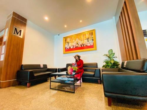 river hotel pattani