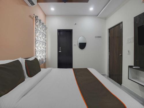 Collection O Siri Grand Inn,,3 star