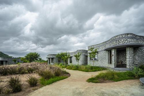 j wild a private pool villa resort jawai