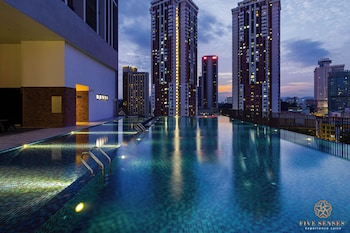 chambers residence sunway putra mall