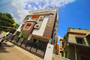 cm stays service apartment near chennai airport pallavaram