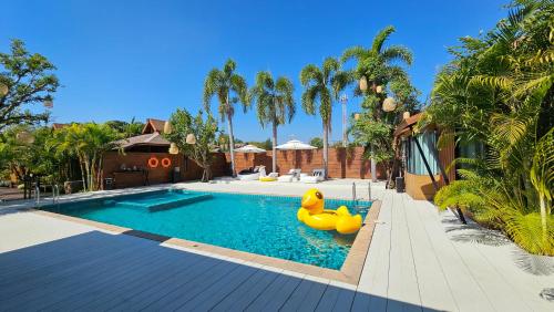 R1 Resort Rajapruek Chiangmai,,3 star