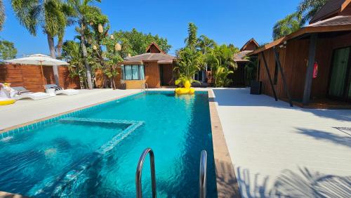 r1 resort rajapruek chiangmai