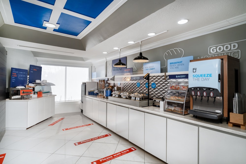 holiday inn express hotel and suites magee by ihg