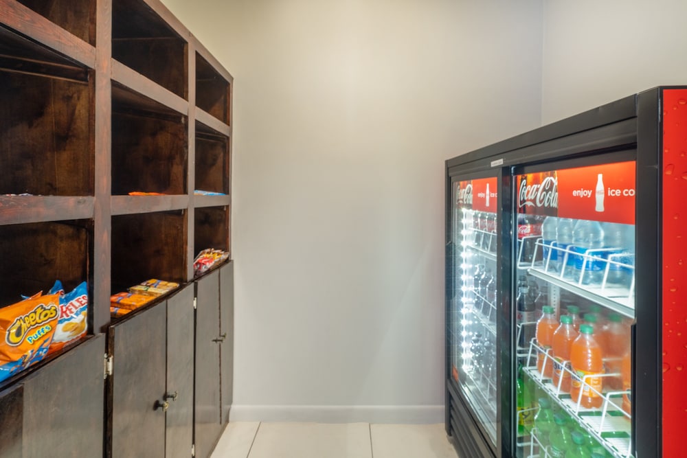 holiday inn express hotel and suites magee by ihg