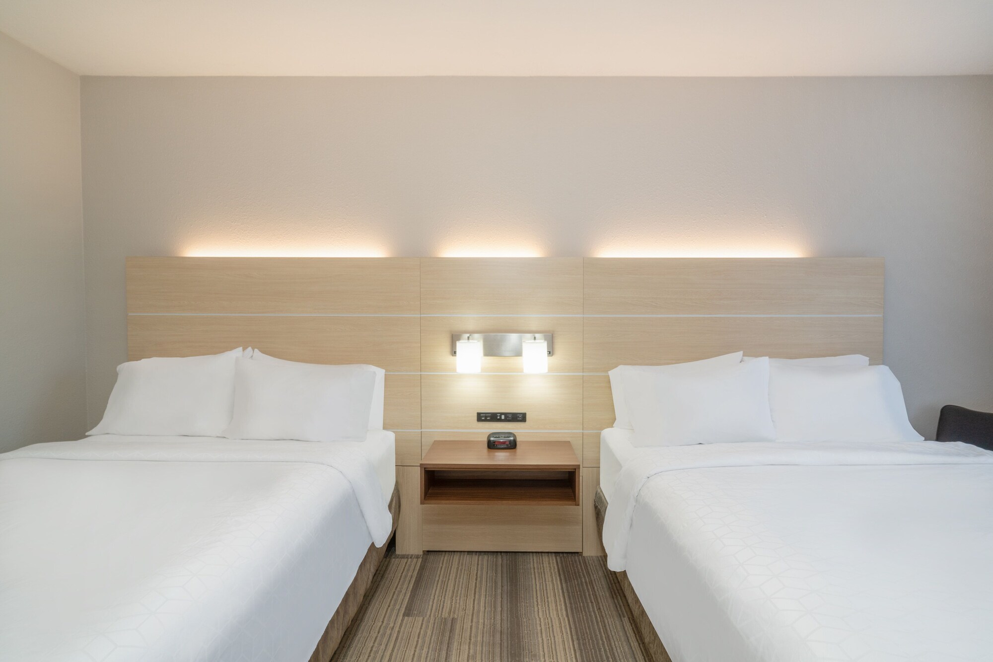 holiday inn express hotel and suites magee by ihg