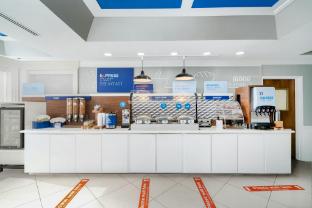 holiday inn express hotel and suites magee by ihg