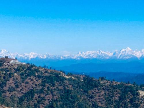 Wanderlust Mukteshwar,,4 star