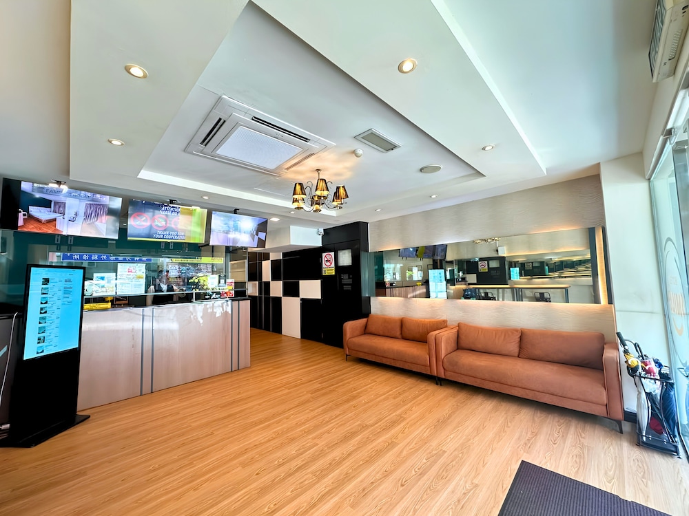 smile hotel cheras taman segar