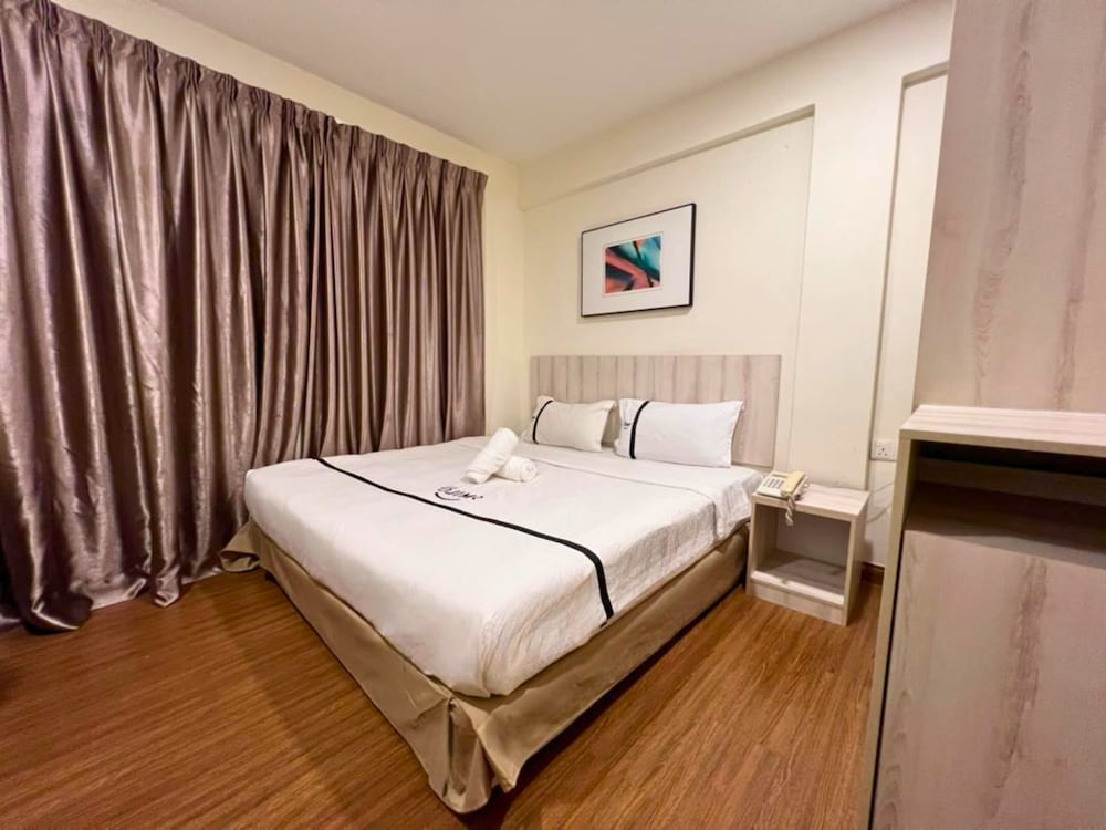 smile hotel cheras taman segar