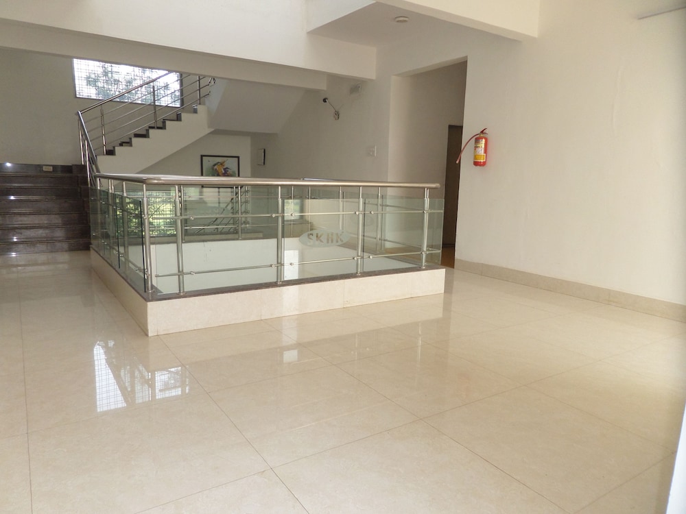 rajasthani rajwadi hotel and restaurant