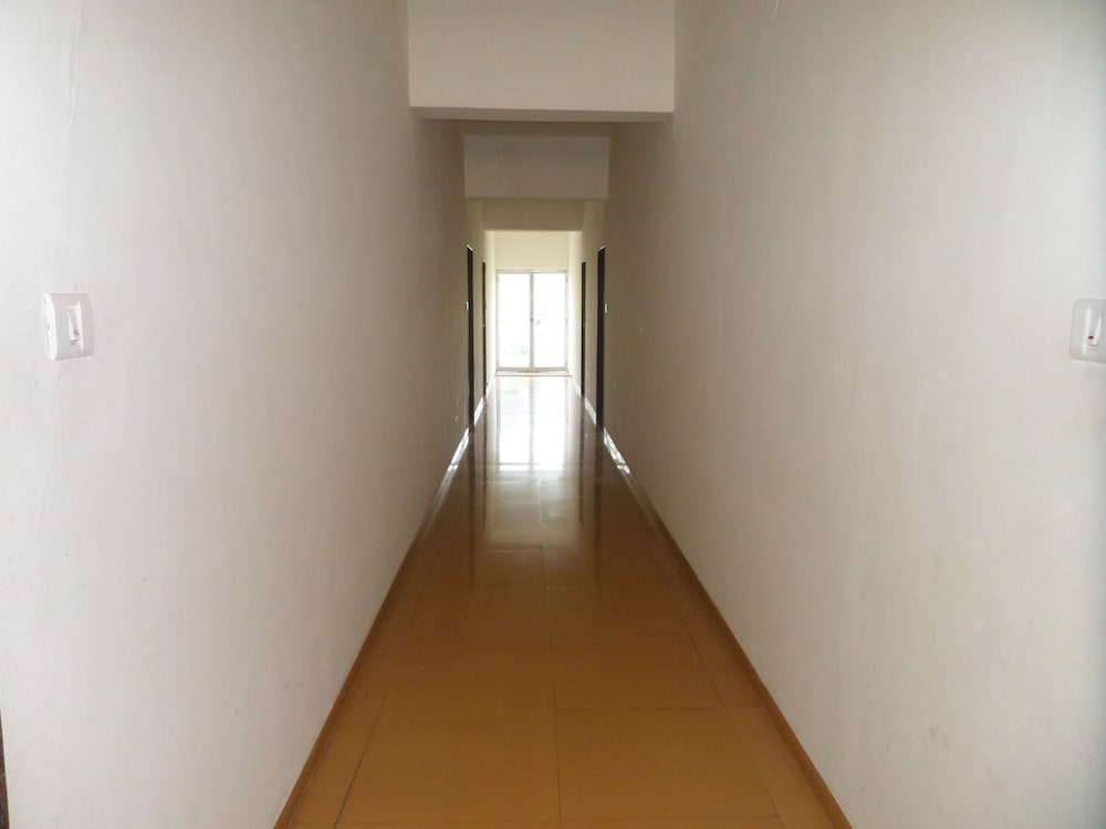 rajasthani rajwadi hotel and restaurant