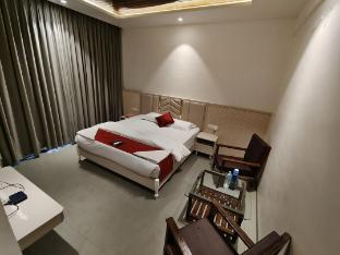 rajasthani rajwadi hotel and restaurant