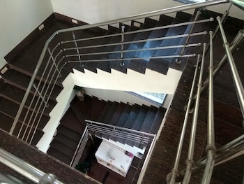 rajasthani rajwadi hotel and restaurant