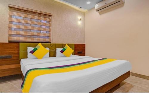 hotel satpura inn