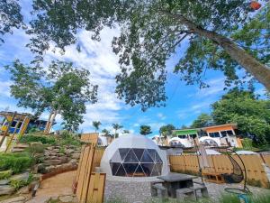 Rai Praiya Kaeng Krachan,,3 star