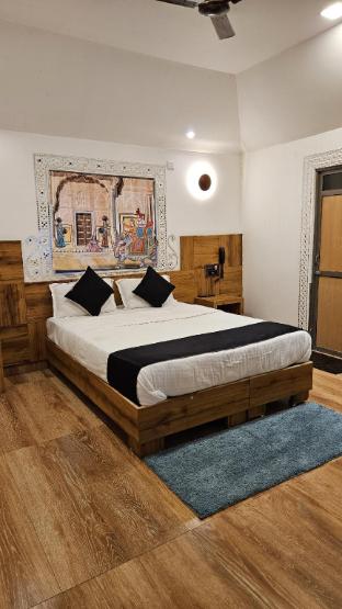 santkrupa villa resort