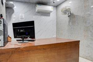 hotel o pop a happy hours plaza