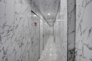 hotel o pop a happy hours plaza