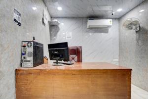 hotel o pop a happy hours plaza