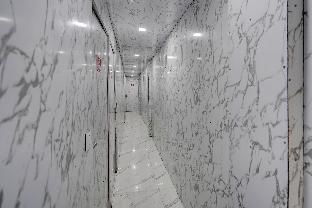 hotel o pop a happy hours plaza