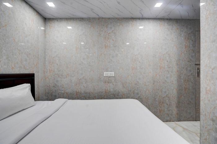 hotel o pop a happy hours plaza