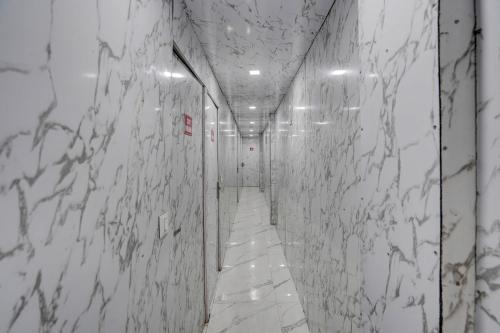 hotel o pop a happy hours plaza