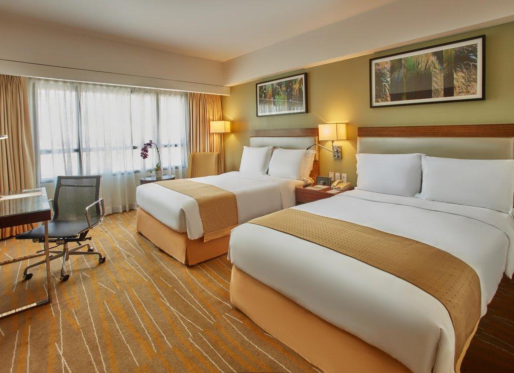 holiday inn and suites makati by ihg