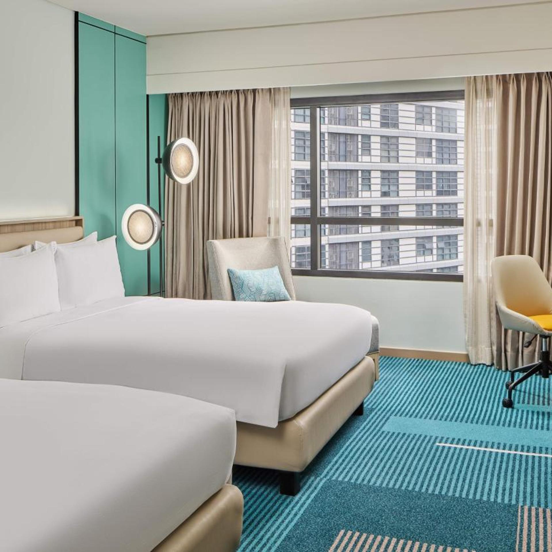 holiday inn and suites makati by ihg