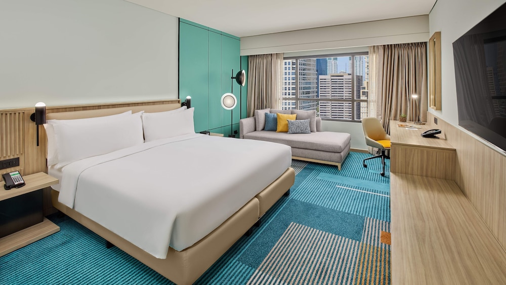 holiday inn and suites makati by ihg