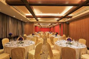 holiday inn and suites makati by ihg