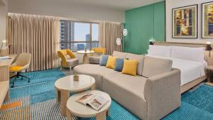 holiday inn and suites makati by ihg