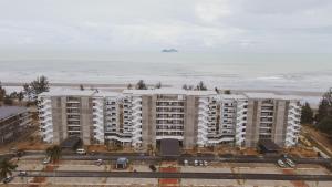 roxy beach apartment