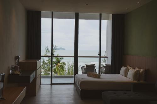 roxy beach apartment