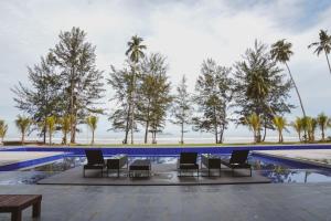 roxy beach apartment