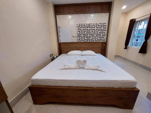 Hotel Hari Gayatri Regent,,2 star