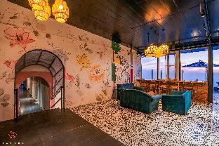 zostel mussoorie mall road