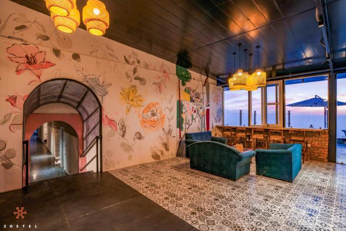 zostel mussoorie mall road