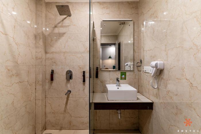 zostel mussoorie mall road