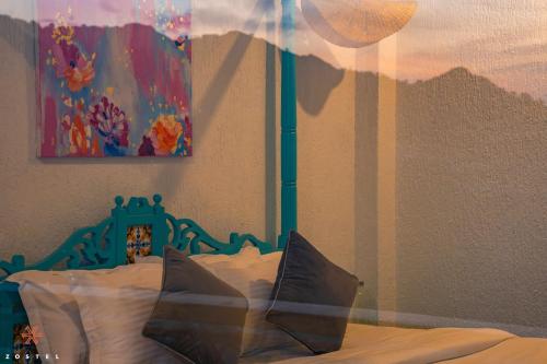 zostel mussoorie mall road