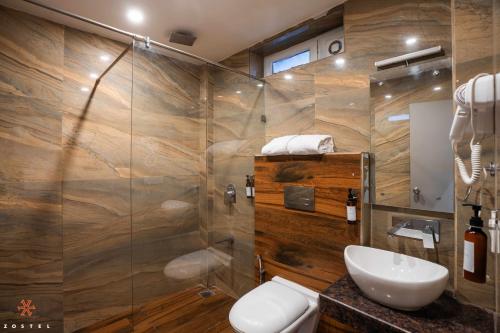 Zostel Mussoorie (Mall Road),,3 star